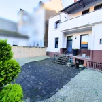 e702304c-1d24-4e42-95ba-568f12b74e1a