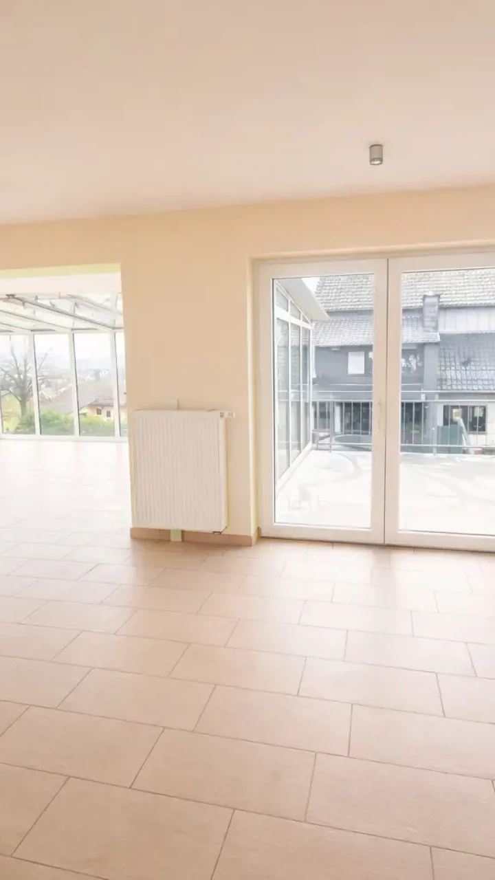 4f3e9917-9c08-4cd7-aafd-9eaa2f9d28023