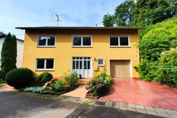 765f74dc-3fa7-46a2-9476-c77e63914155