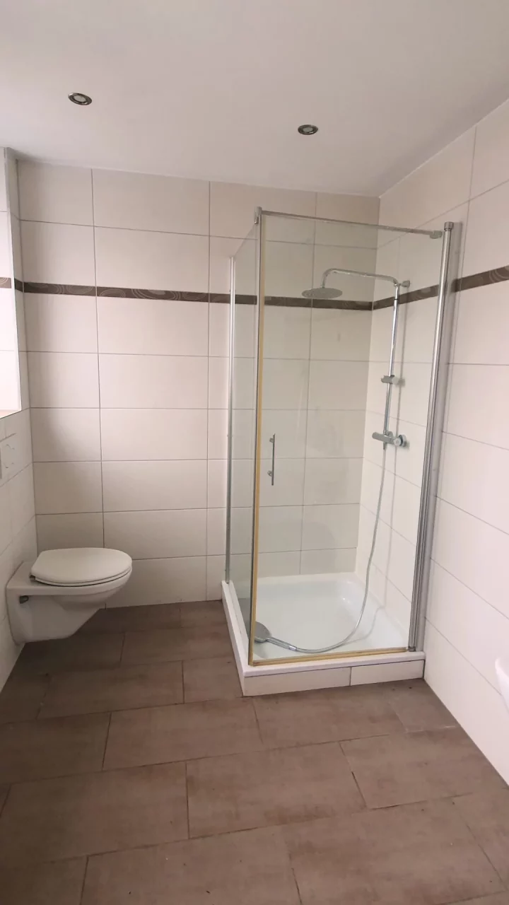 858275ff-6bdb-4dae-99a8-33a0481abfec